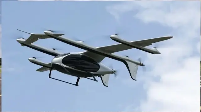 Гуйчжоу запускает первый регулярный низковысотный дроновый маршрут для логистики 