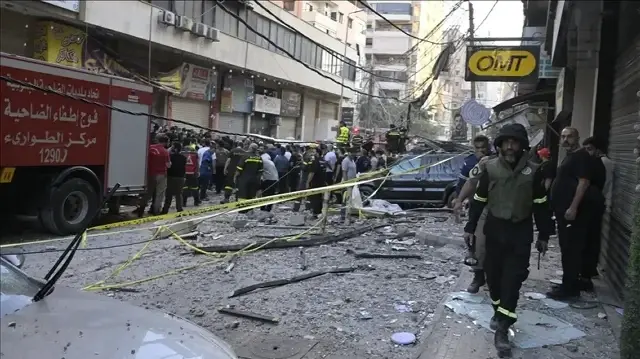 تصعيد جديد ضد لبنان.. إسرائيل تقصف بيروت وتغتال قياديا في "حزب الله" 