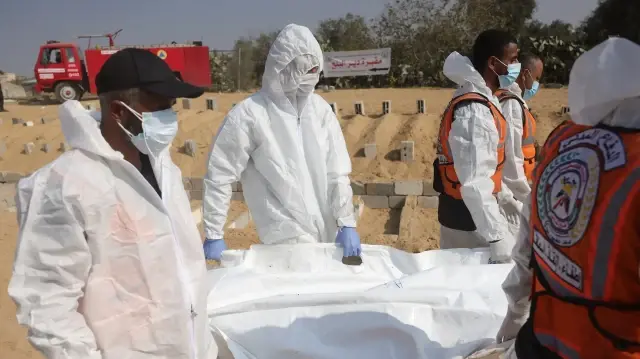 Les chercheurs évaluent le bilan entre 99 997 et 125 915 morts, avec une estimation médiane de 112 069 décès.