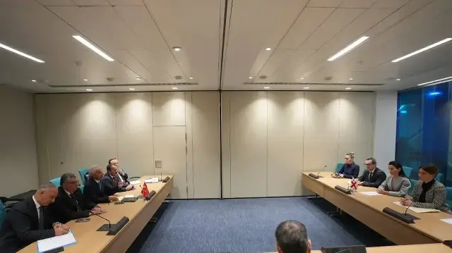 Глава Минэкономики Грузии Мариам Квривишвили провела встречу с министром транспорта и инфраструктуры Турции Абдулкадиром Уралоглу