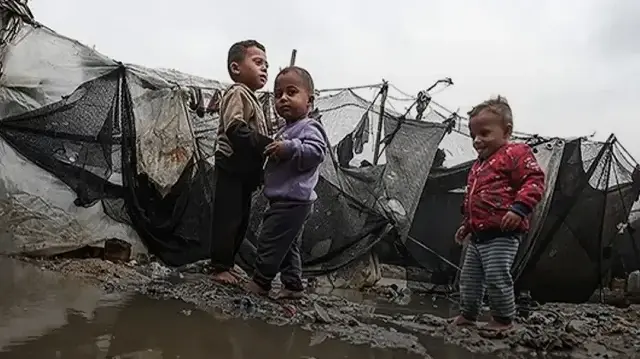 Yağmur, açlık ve bombardıman: Gazze’yi unuttuk mu?