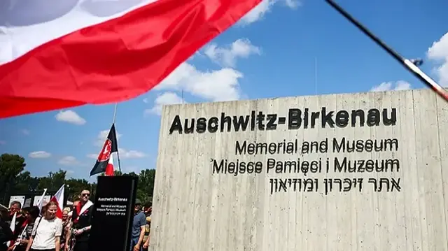 بولندا تستدعي سفير الاحتلال الإسرائيلي لاتهامها بالتمييز ضد اليهود