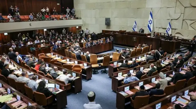 لجنة بالكنيست تقر مشروع قانون يسمح للإسرائيلي بالتملك في الضفة