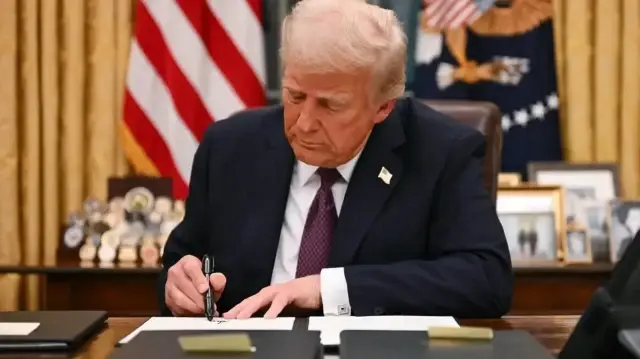 ترامب يوقع مبادرة لتعزيز الابتكار الحكومي باستخدام الذكاء الاصطناعي