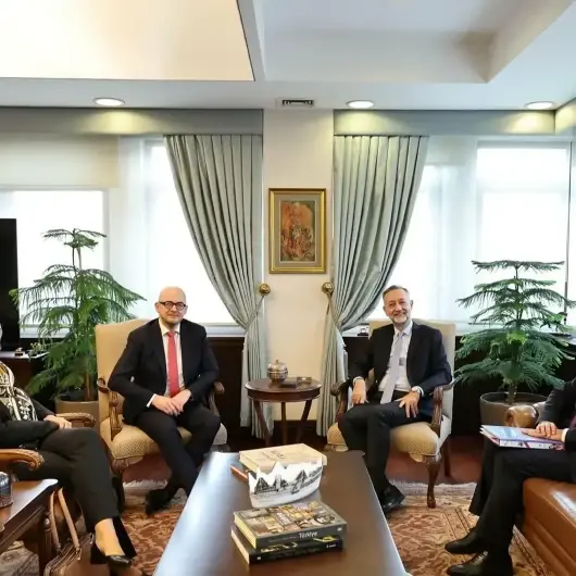 مباحثات تركية فنلندية بشأن أمن أوروبا