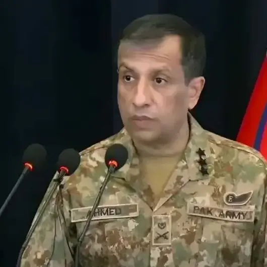 ہماری نظر میں کوئی گڈ اور بیڈ طالبان نہیں،کبھی سویلین پر حملہ نہیں کیا: پاکستان فوج کی افغانستان پر حملے کی تردید