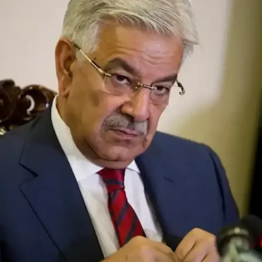 پاکستان اب افغان طالبان سے تمام امیدیں ختم کر رہا ہے، مستقبل میں بھی کابل سے اچھائی کی کوئی امید نہیں: خواجہ آصف