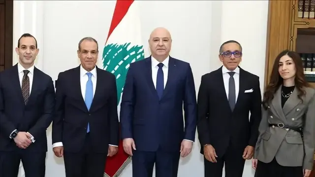 عون يبحث مع وزير خارجية مصر أوضاع لبنان واعتداءات الاحتلال الإسرائيلي