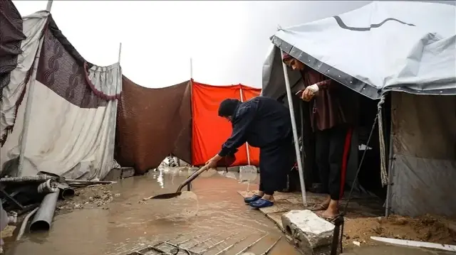 الدفاع المدني بغزة: الخيام لا تصلح للعيش وتفتقر لشروط السلامة