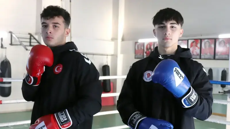 Türkiye'nin genç yumrukları Avrupa Şampiyonluğu için ringde