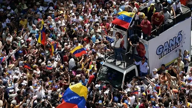 فنزويلا.. آلاف يتظاهرون احتجاجا على تهديدات واشنطن