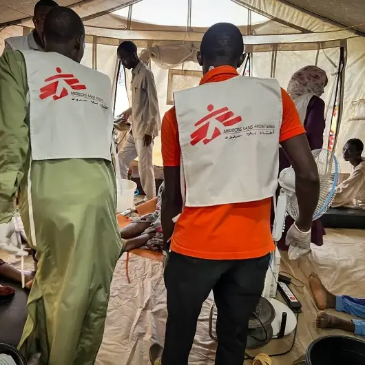 "أطباء بلا حدود" تسحب طاقمها من مستشفى بدارفور بعد مقتل أحد العاملين