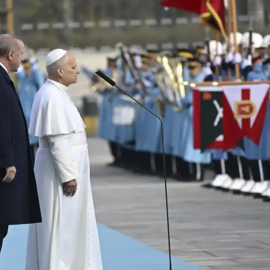 البابا ليو الرابع عشر: تركيا تتمتع بمكانة مرموقة في حاضر ومستقبل المتوسط والعالم