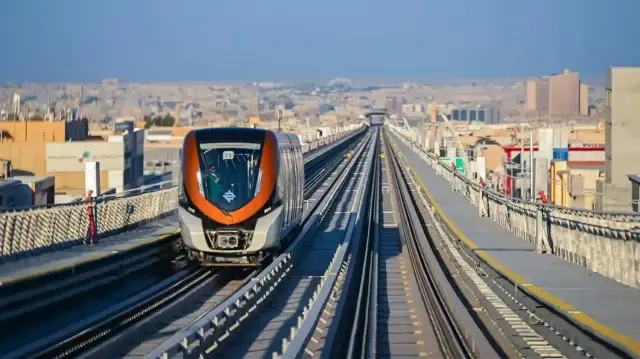 السعودية.. قطار الرياض يدخل موسوعة "غينيس" كأطول شبكة ذاتية القيادة