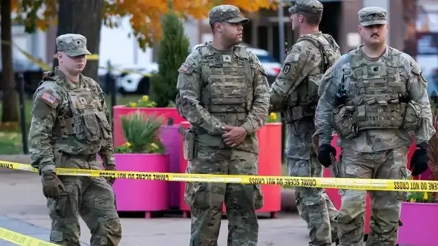 ٹرمپ نے تصدیق کی کہ فائرنگ کے بعد حراست میں لیا گیا ایک شخص غیر ملکی ہے جو افغانستان سے ہمارے ملک میں داخل ہوا تھا۔
