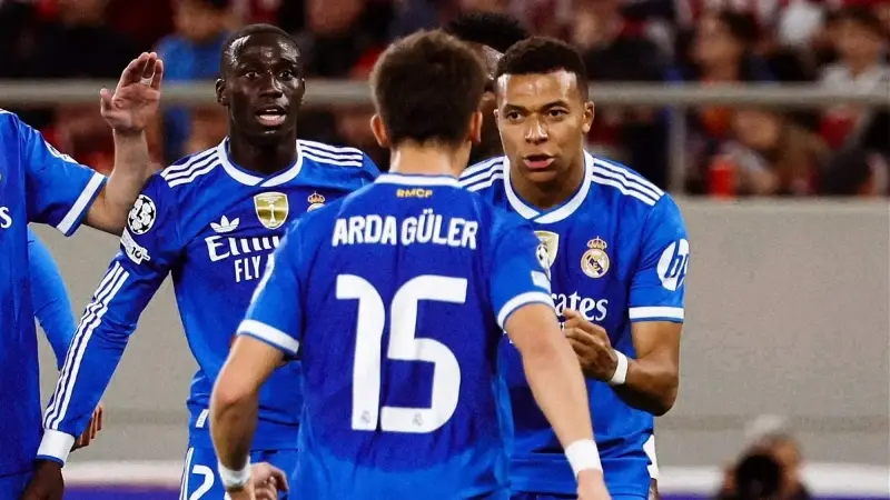 Mbappé 7 dakikada hat-trick yaptı: Real Madrid 7 gollü düelloyu kazandı | ÖZET