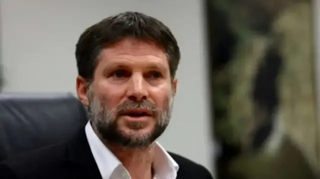  سموتريتش يدخل على خط الخلاف ويهاجم زامير