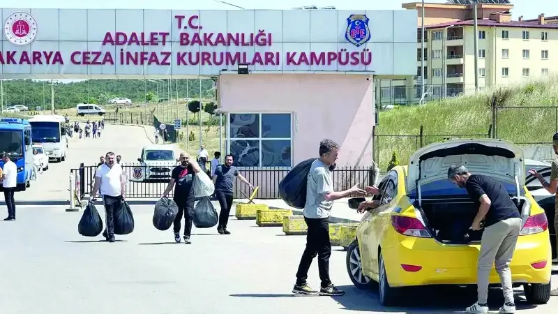 11. Yargı Paketi, Meclis'e sunuldu.Düzenlemeden başlangıçta 55 bin mahkumun yararlanması bekleniyor.