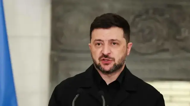 زيلينسكي يعلن استقالة مدير مكتب الرئاسة الأوكرانية