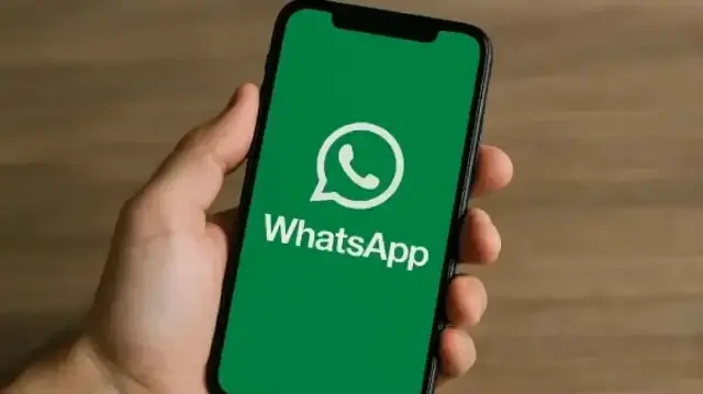 روسيا تعلن بدء الحجب التدريجي لتطبيق واتساب