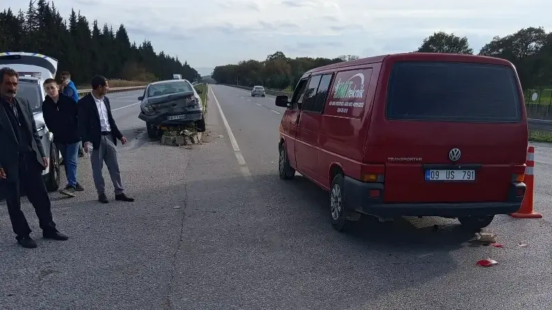 Yaralıların hayati durumunun bulunmadığı bildirildi.