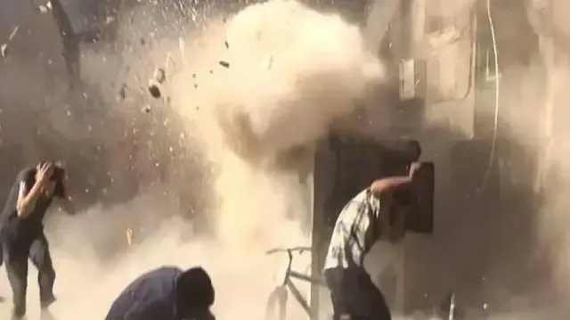  9 شهداء وعدة جرحى بغارات إسرائيلية على بلدة "بيت جن" بريف دمشق