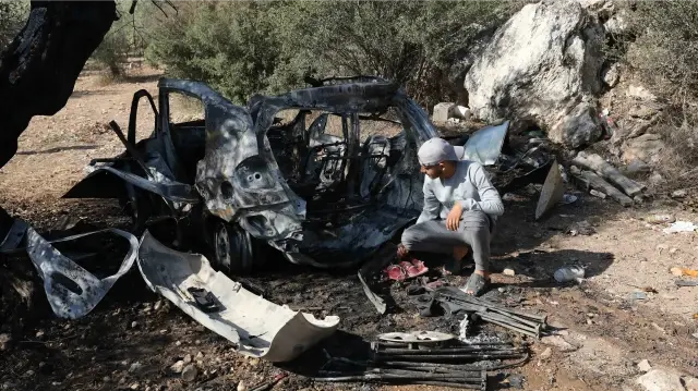 Israeli forces kill two Palestinians at point-blank range in Jenin