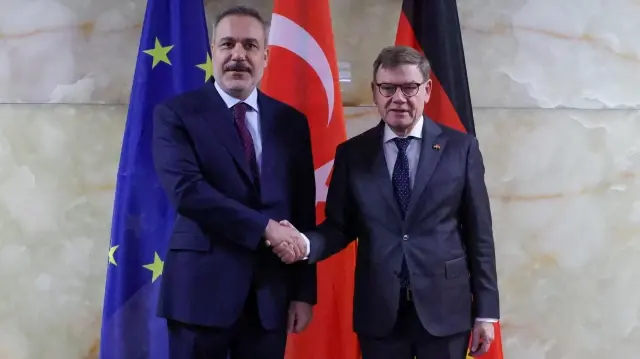 Министр иностранных дел Турции Хакан Фидан и глава МИД Германии Йохан Вадефуль