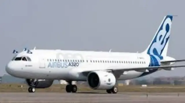 Самолет Airbus A320