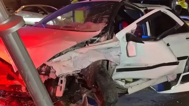 Polisin 'dur' ihtarına uymayan sürücü kazaya sebep oldu: 3 yaralı