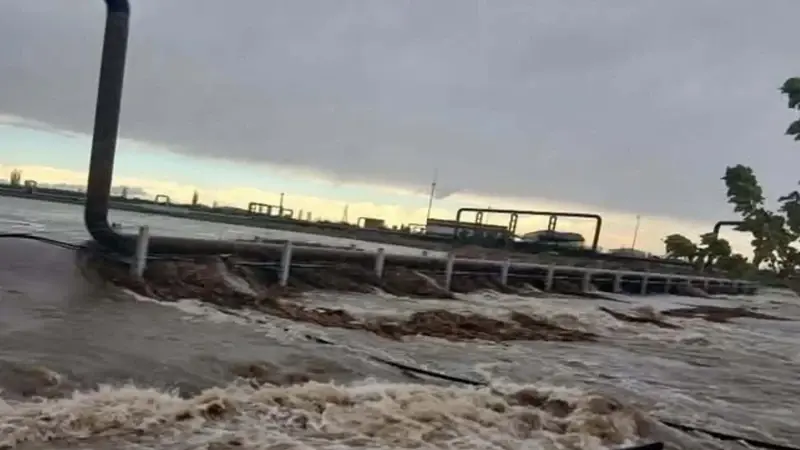 Tuzla Çayı taştı