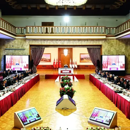 Politika belgesi 'sürece’ yön verecek