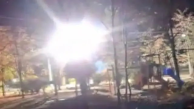 Diyarbakır’da elektrik hattı alev aldı: Patlama anı kamerada