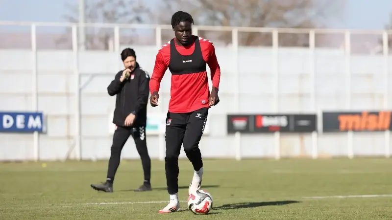 Antrenmana Badji de katıldı.