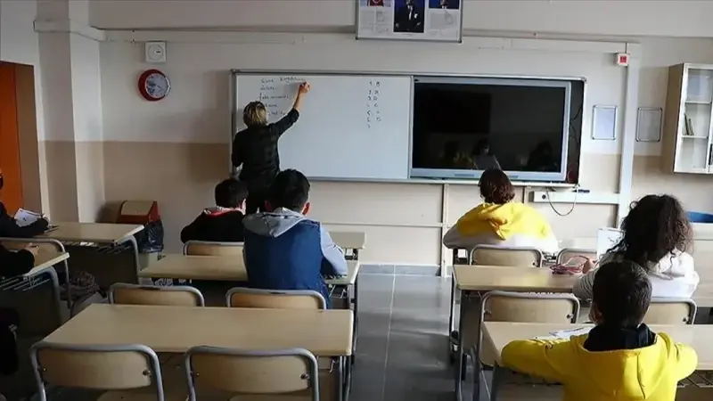 15 tatil tarihleri açıklandı mı?