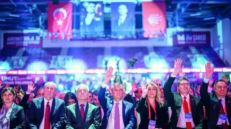 CHP’nin 39’uncu Olağan Kurultayı’nda yeni parti programı kabul edildi. 