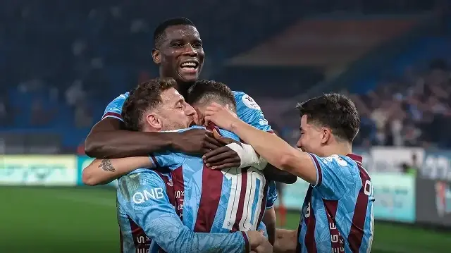 Zirvede fırtına etkisi: Trabzonspor 3-1 TÜMOSAN Konyaspor (ÖZET)