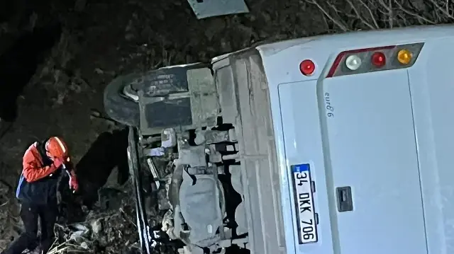 Siirt’te maden yolunda can pazarı: İşçi servisi uçuruma yuvarlandı