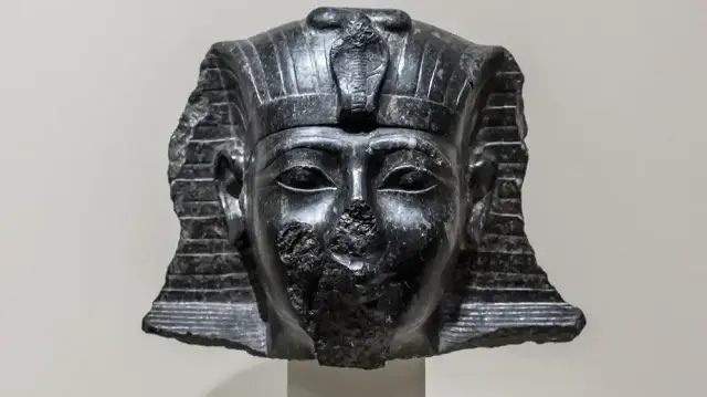 Une statue vieille de 3 500 ans, dérobée lors des troubles de 2011, sera restituée par les Pays-Bas à l’Égypte avant la fin de l’année.