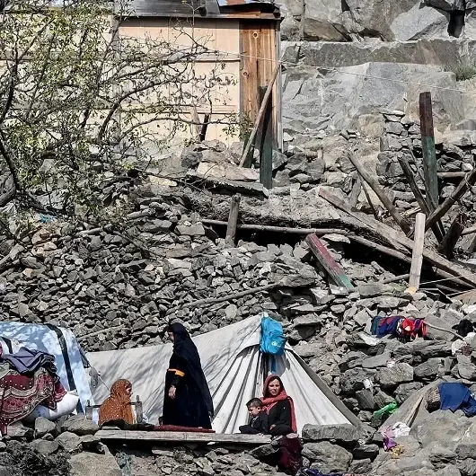 ارتفاع حصيلة زلزال أفغانستان إلى 19 قتيلا و320 مصابا 