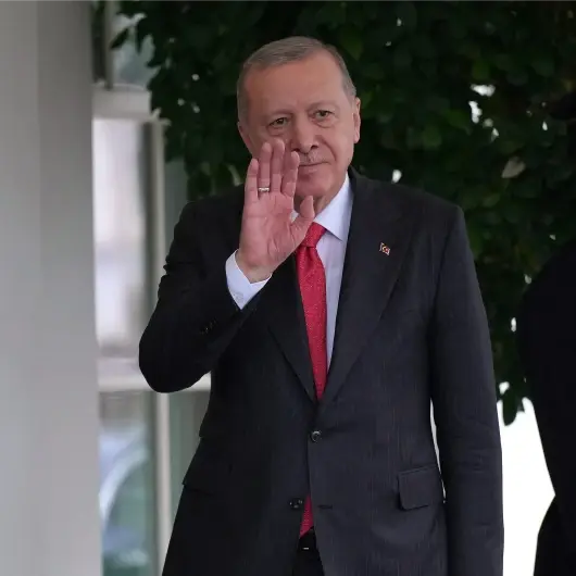 Soudan: le président Erdogan dénonce les massacres de civils à El-Fasher 