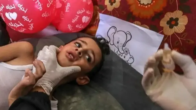 В Газе стартует масштабная кампания по вакцинации детей до 3 лет.