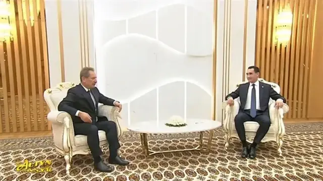 Сердар Бердымухамедов и Ахмет Чалык