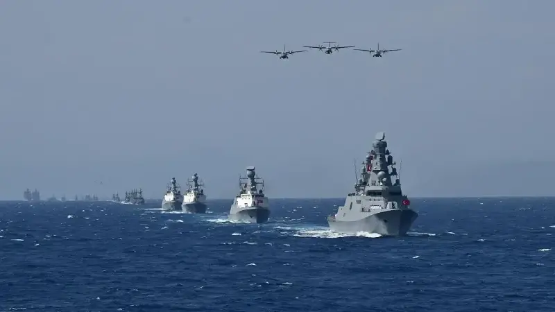 İsrail’in önde gelen gazetelerinden Israel Hayom, “İsrail’e balistik füzeler: Erdoğan yeni bir arenada kendini kanıtlıyor” başlıklı bir analiz yayımladı