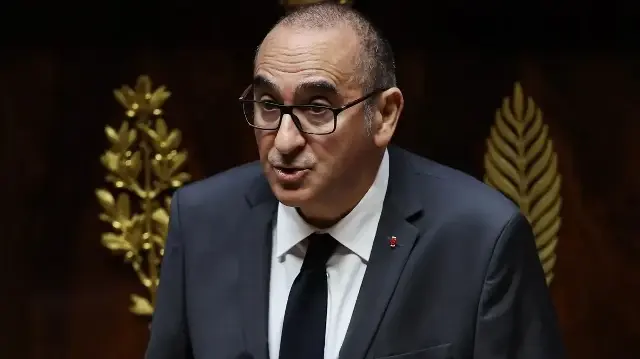 Le ministre français de l'Intérieur, Laurent Nunez, s'exprime lors de l'examen des textes par la "niche parlementaire" du groupe d'extrême droite Rassemblement National, à l'Assemblée nationale, la chambre basse du Parlement français, à Paris, le 30 octobre 2025.