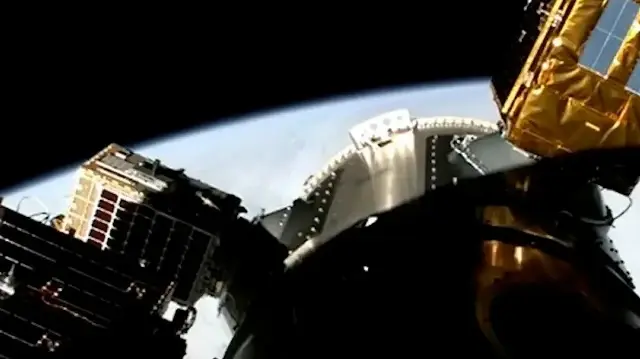 Milli uydu FERGANİ FGN-100-D2 uzayda