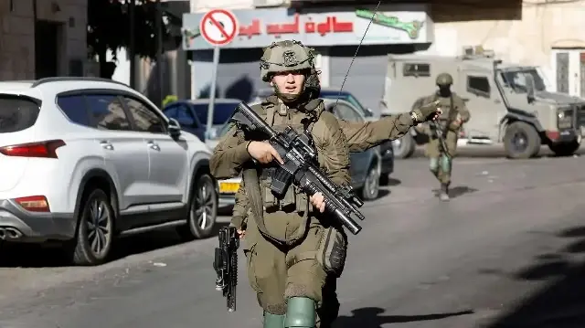 الضفة.. إصابة "خطيرة" لفلسطيني برصاص جيش الاحتلال الإسرائيلي