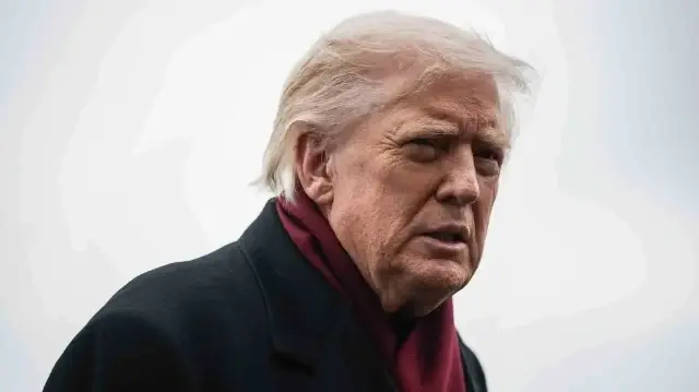 Le président américain Donald Trump a averti que l'espace aérien au-dessus du Venezuela et ses environs était totalement fermé.