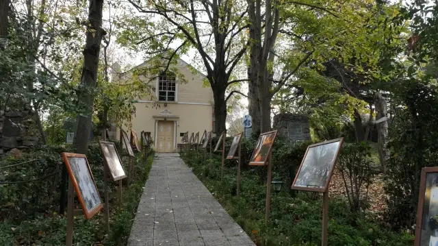 "القرية البولندية" بإسطنبول.. تراث ثقافي حي منذ 180 عاما 