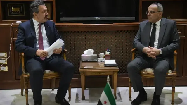 سوريا تبحث مع الصليب الأحمر دعم المشاريع الزراعية والتنموية